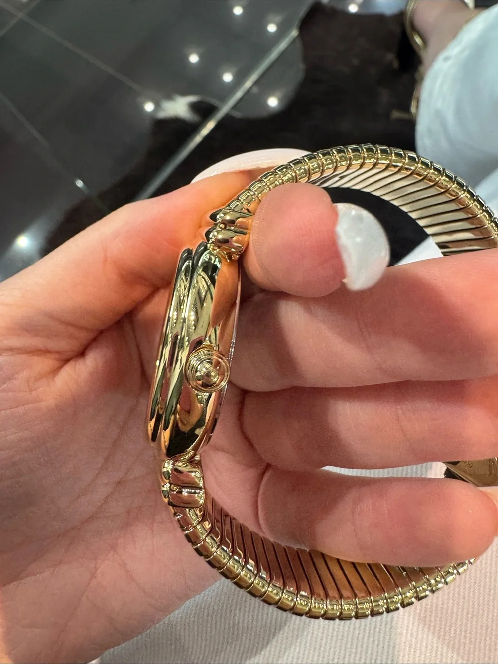 New Bellezza 10 Lira Coin Pegasus Tubogas Cuff Watch Gold-Tone dial